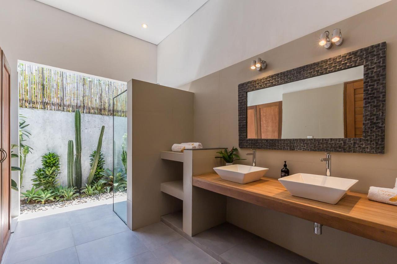 Pulesari 2 Bedrooms Seminyak  Exterior photo