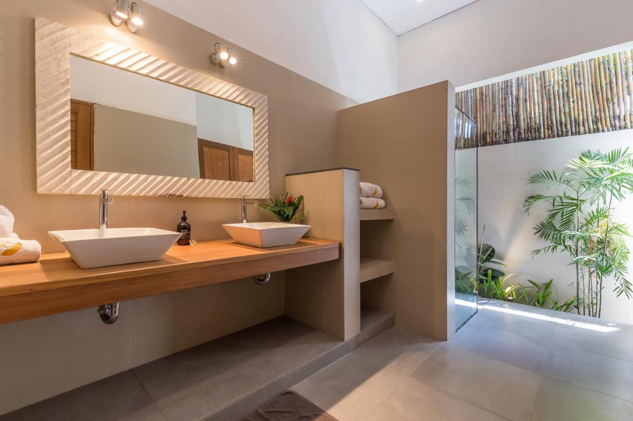 Pulesari 2 Bedrooms Seminyak  Exterior photo